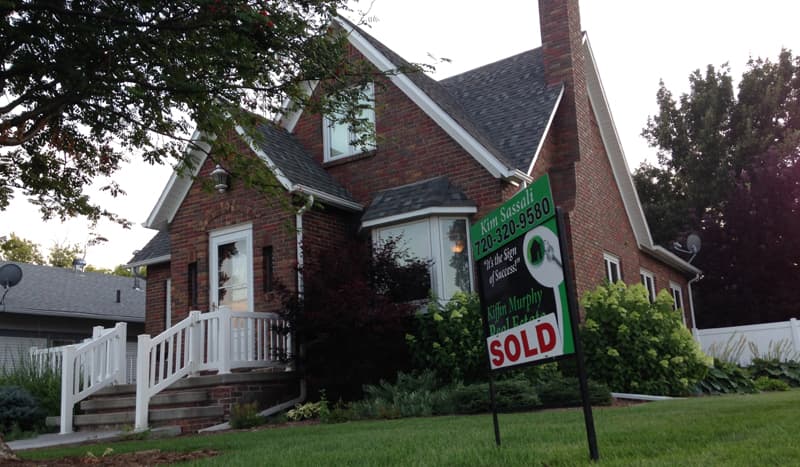 house for sale sign